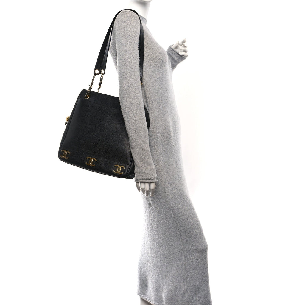 Caviar CC Shoulder Bag Black