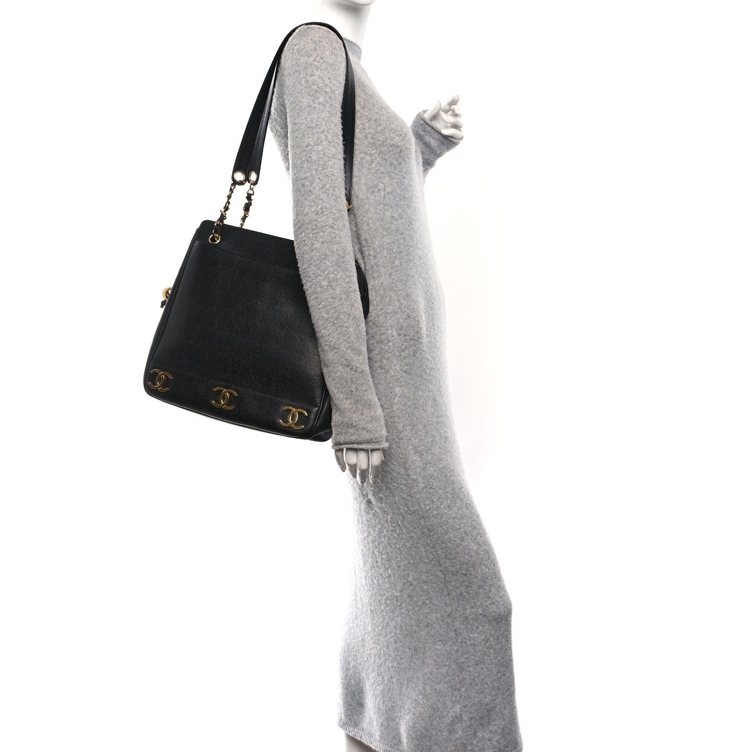 Caviar CC Shoulder Bag Black