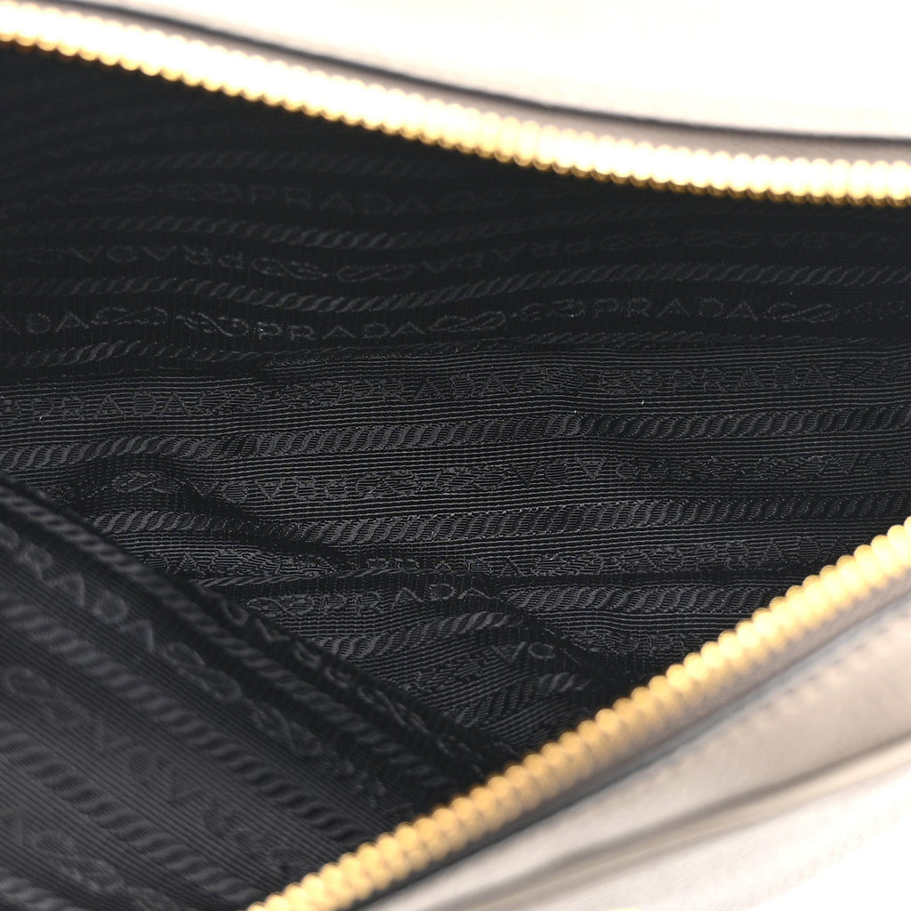 Vitello Phenix Camera Bag Argilla