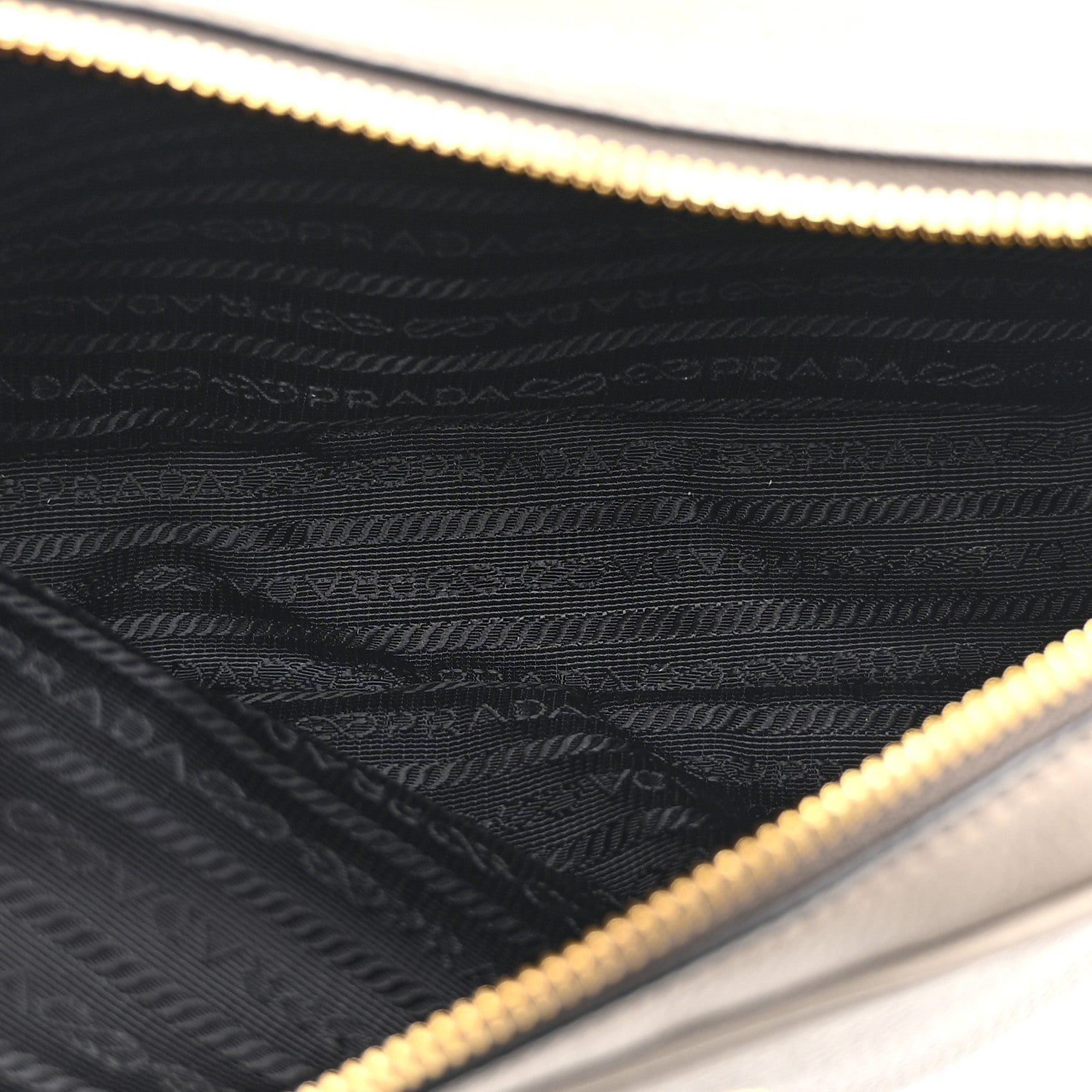Vitello Phenix Camera Bag Argilla