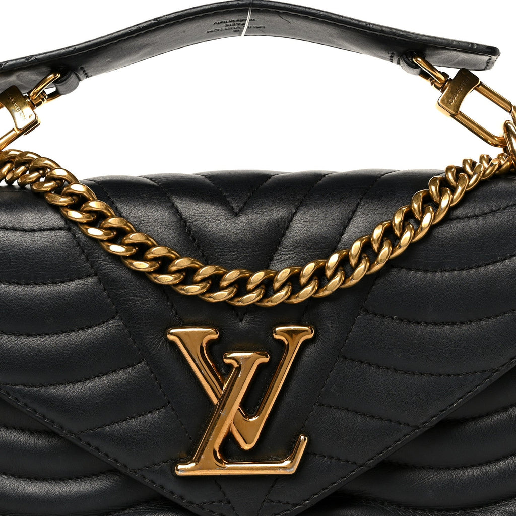 Calfskin New Wave Chain MM Black
