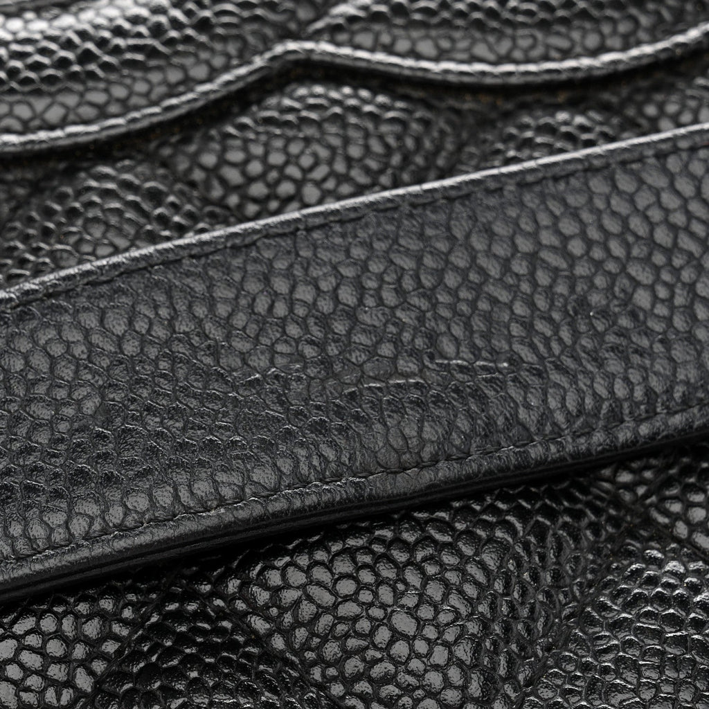 Caviar Quilted Petit Shopping Tote PST Black