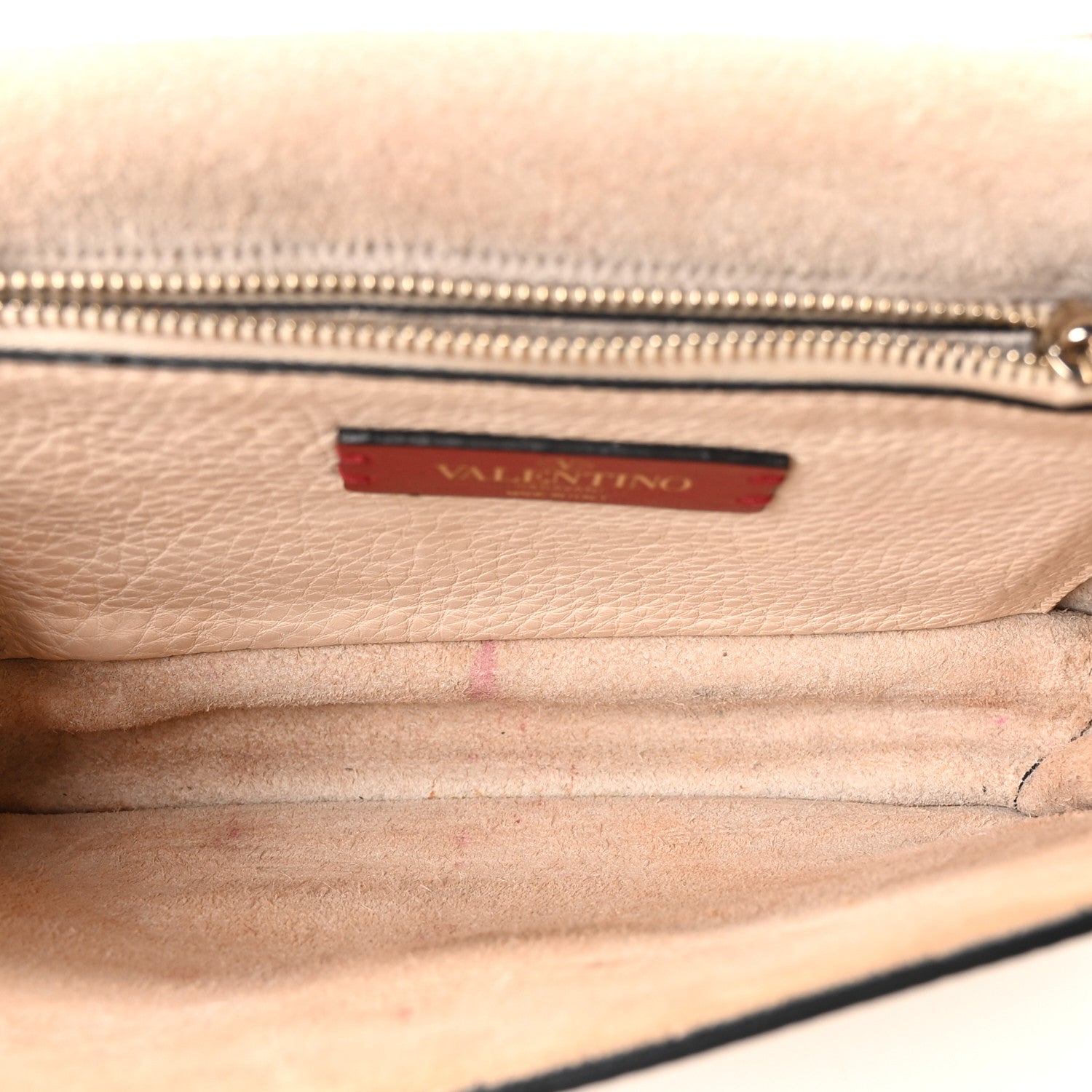 Pebbled Calfskin Rockstud Side Slip Crossbody Ivory