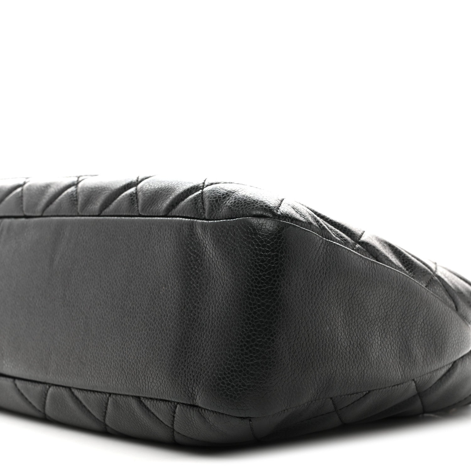 Caviar Quilted CC Timeless Soft Tote Black