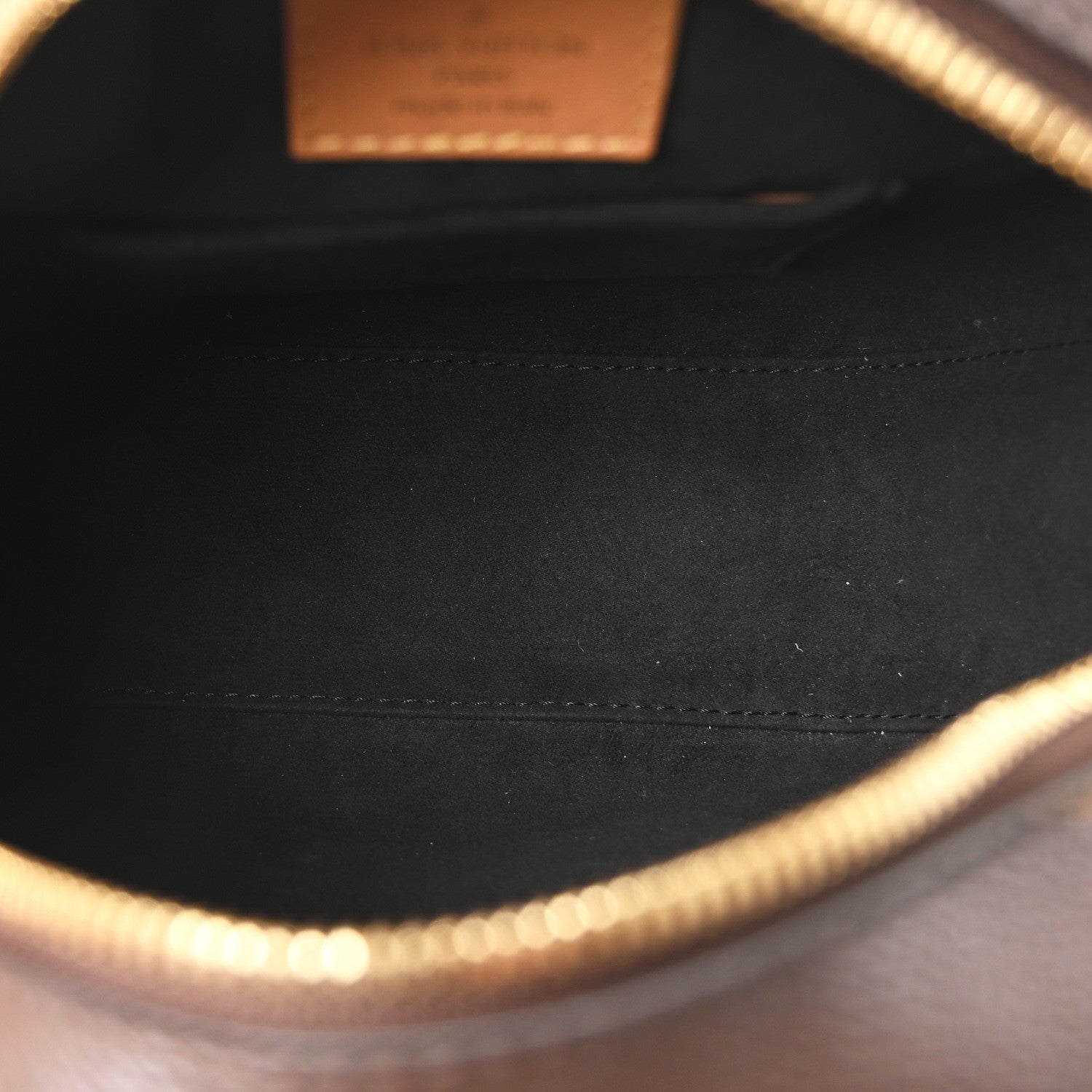 Reverse Monogram Giant Boite Chapeau Souple