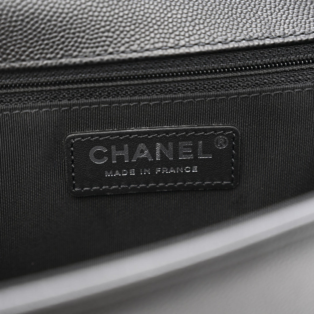 Caviar Quilted New Medium Boy Flap Black