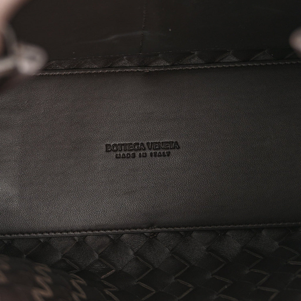 Nappa Intrecciato Medium Andiamo Shoulder Bag Fondant