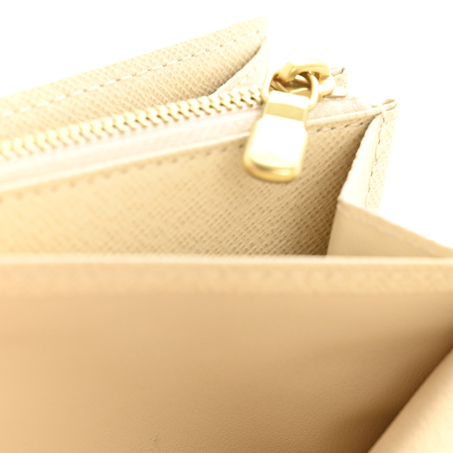 Damier Azur Sarah Wallet