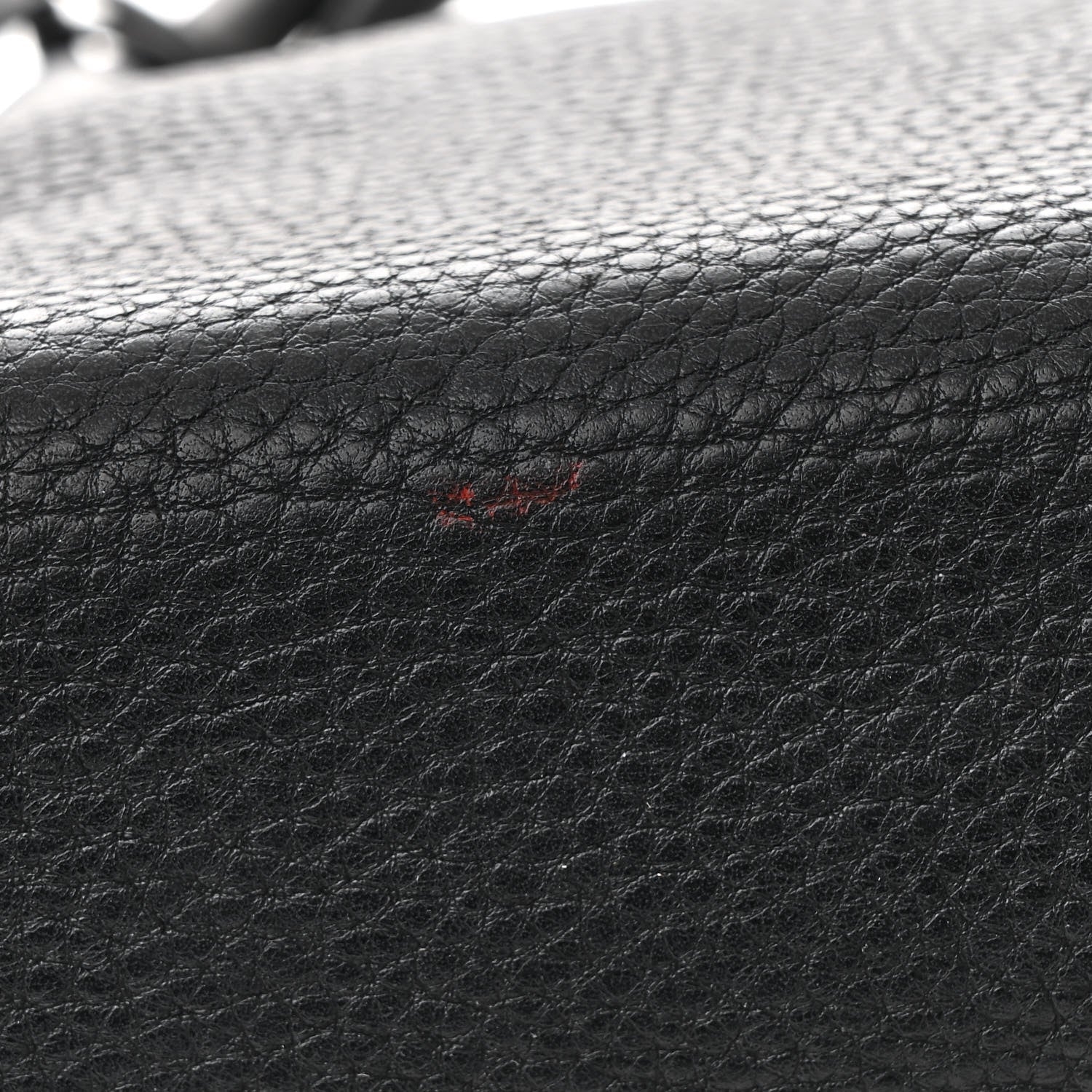 Vitello Daino Small Tote Black