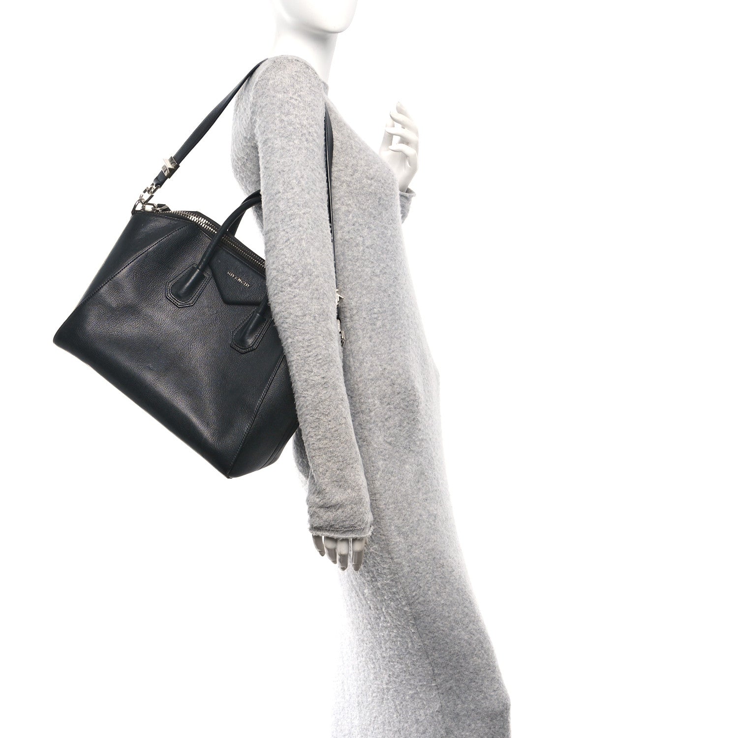 Sugar Goatskin Medium Antigona Black