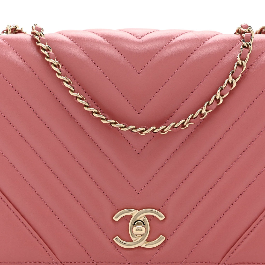 Calfskin Chevron Quilted Small Statement Flap Pink