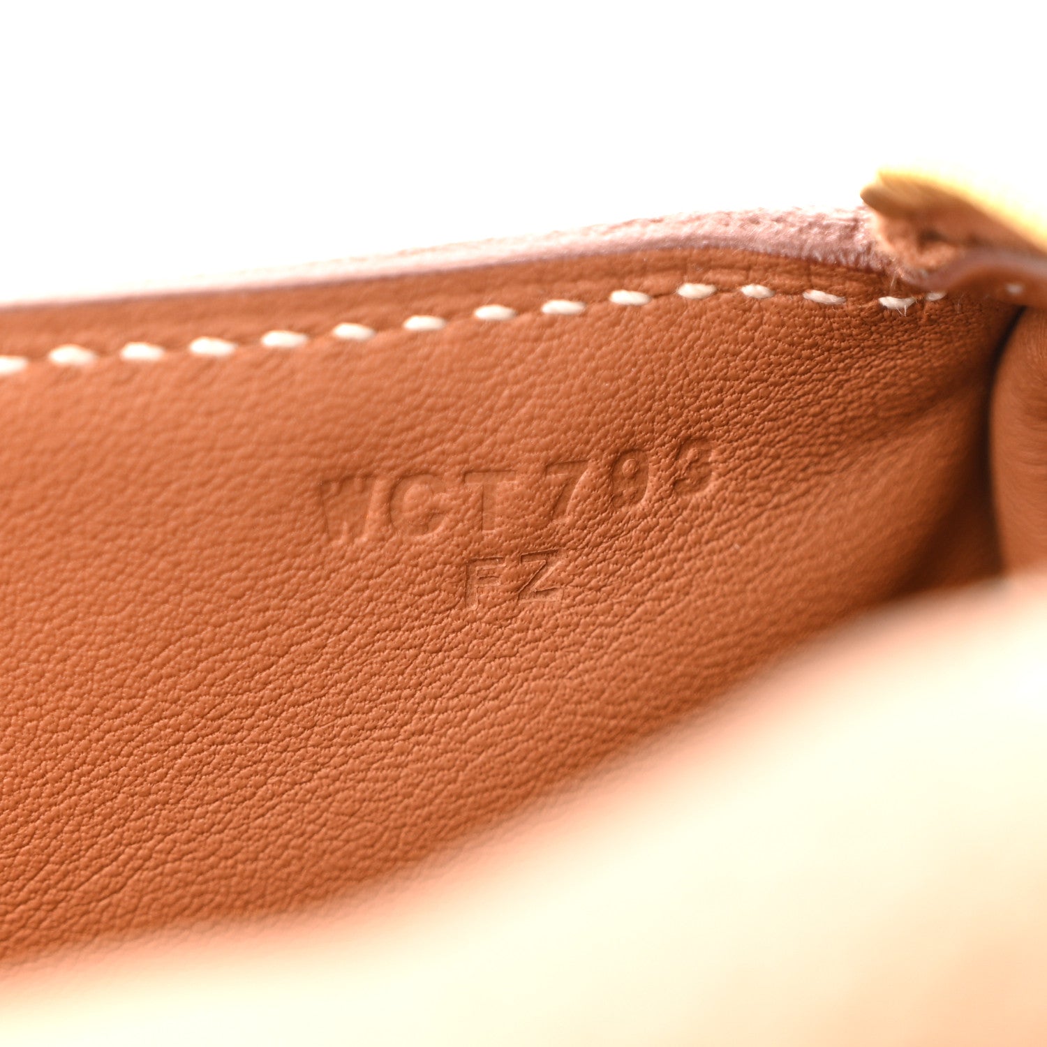 Taurillon Clemence Mini Lindy 20 Gold