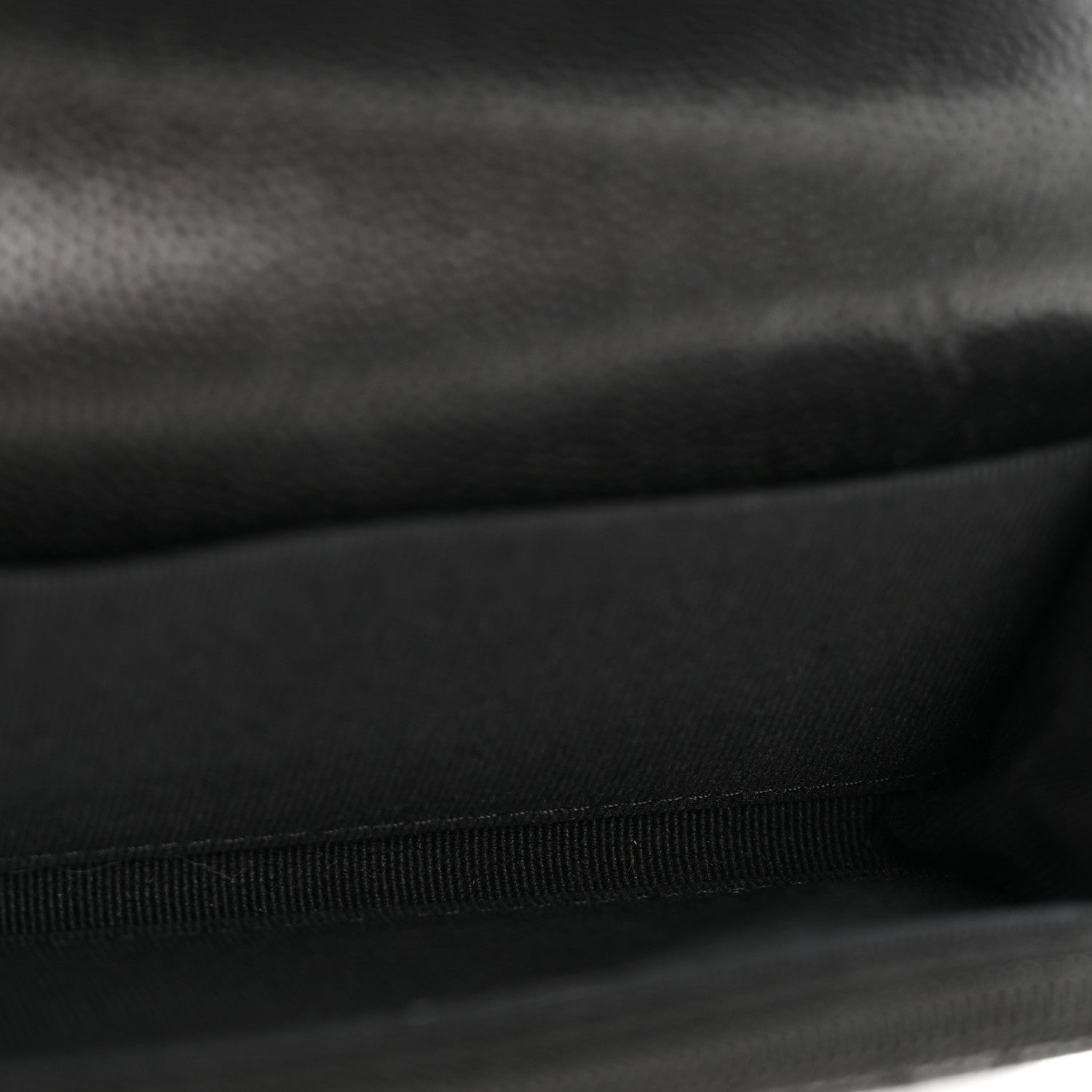 Caviar Quilted CC Flap  Holder Black