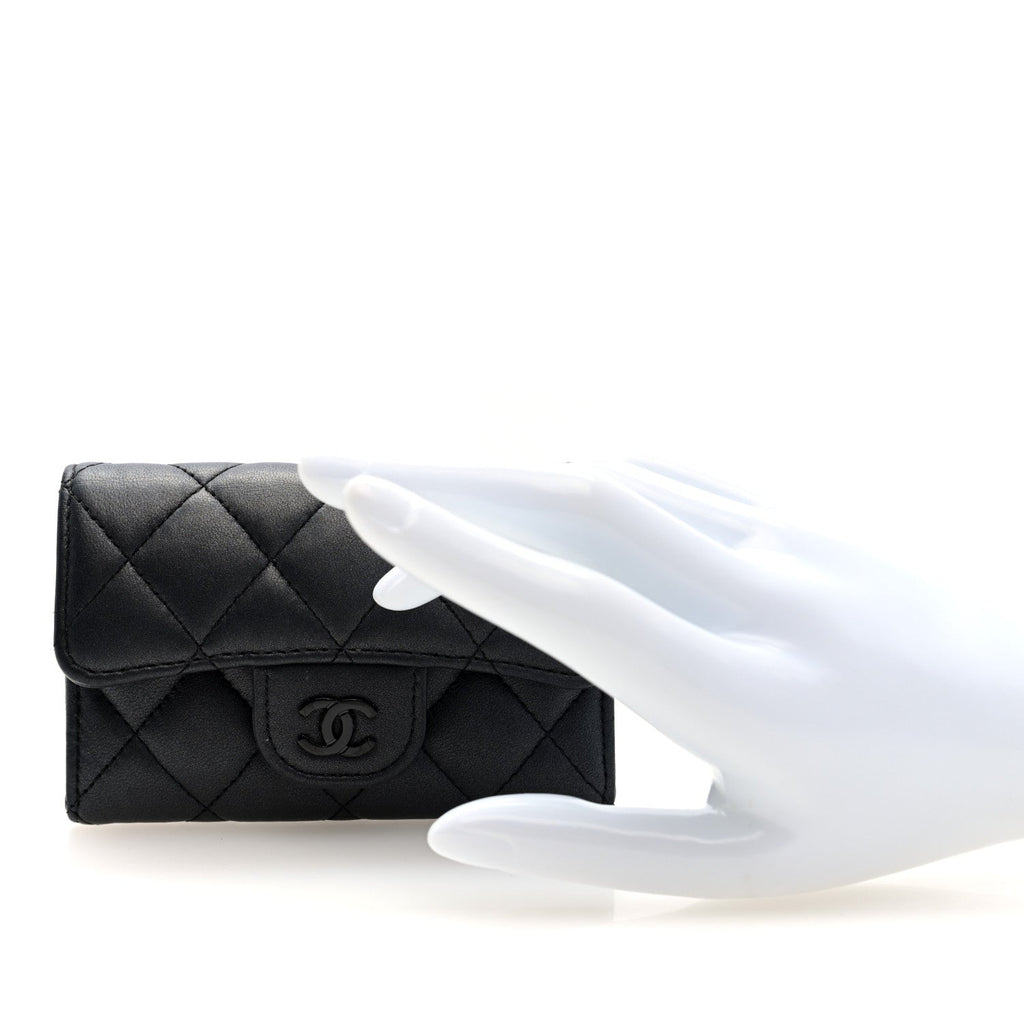 Pearly Lambskin Quilted Flap  Holder Wallet So Black