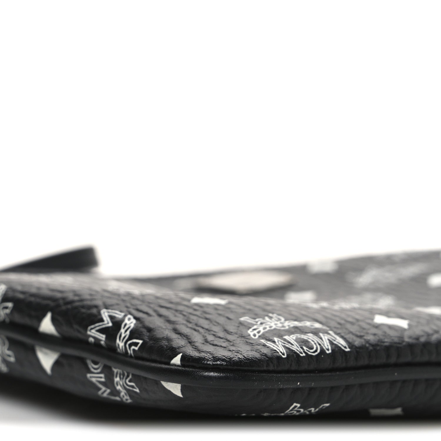 Visetos Medium Stark Wristlet Pouch Black