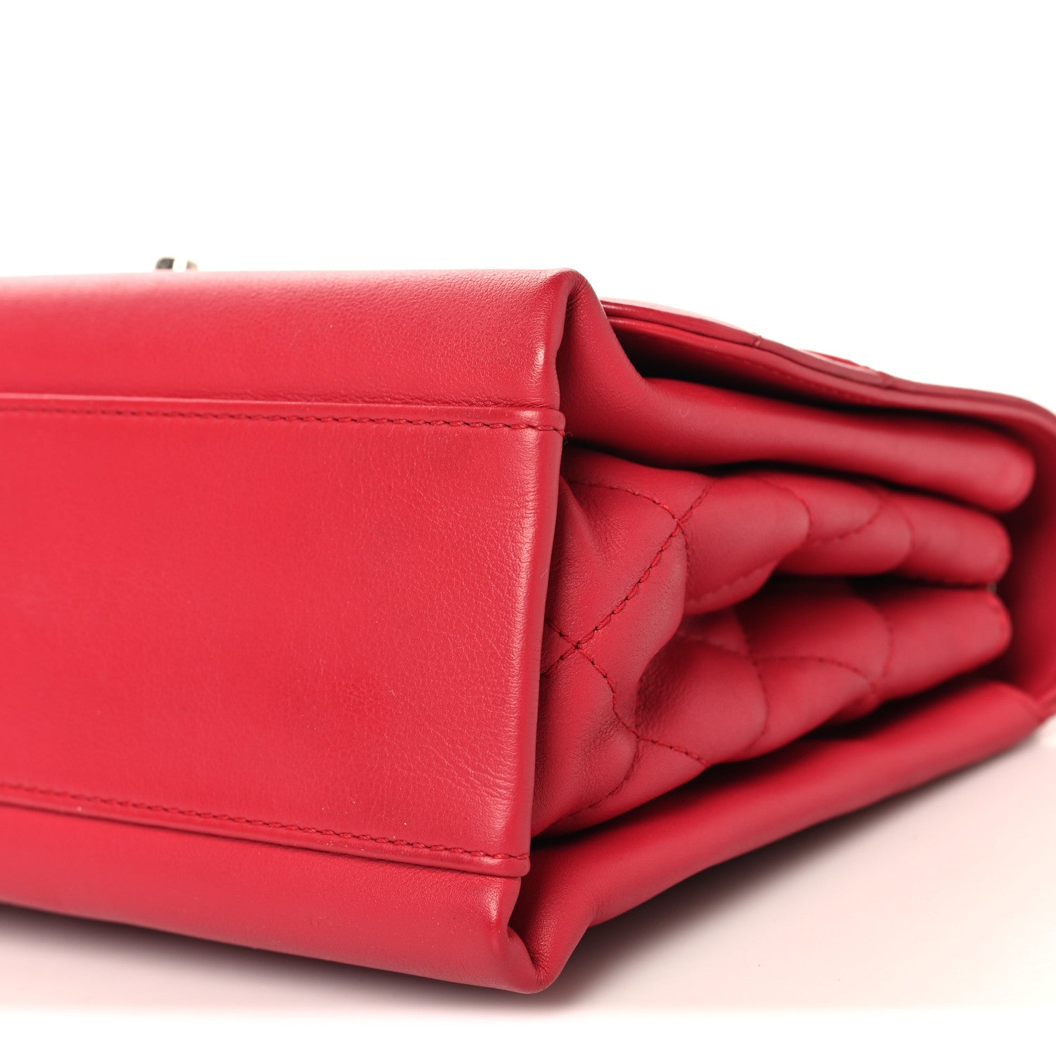 Calfskin Small Tramezzo Flap Red