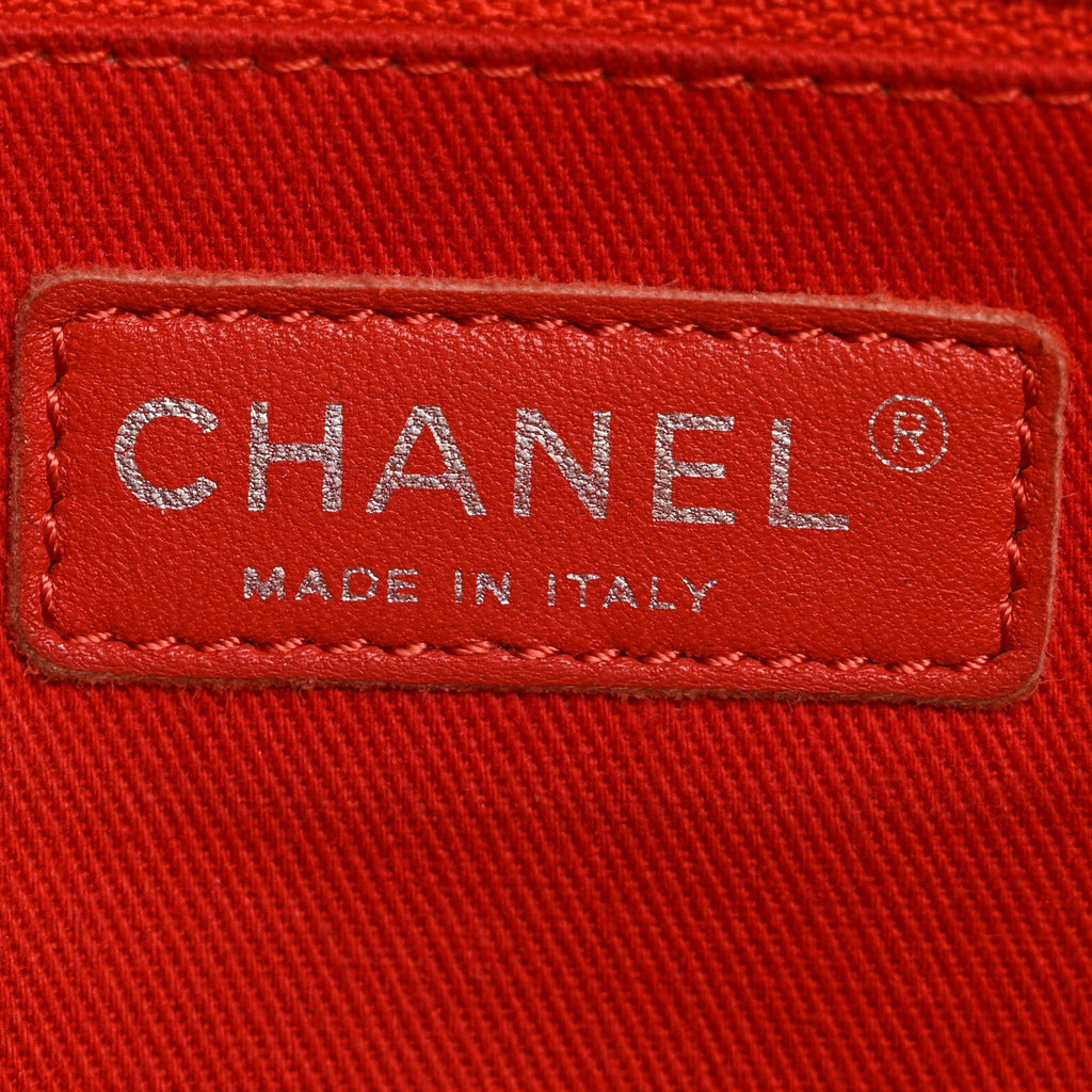 Perforated Calfskin Large Up In The Air Flap Red