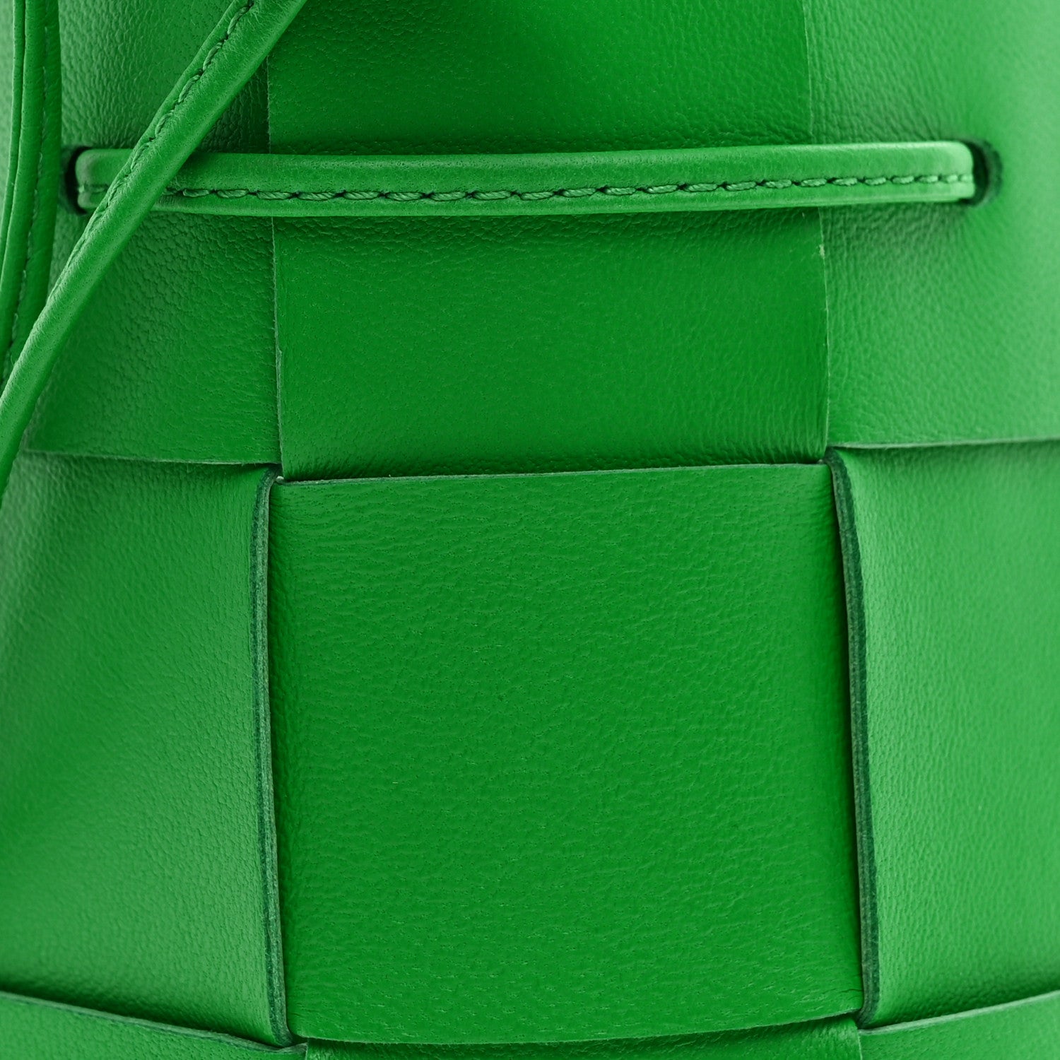 Nappa Maxi Intrecciato Small Cassette Bucket Bag Parakeet