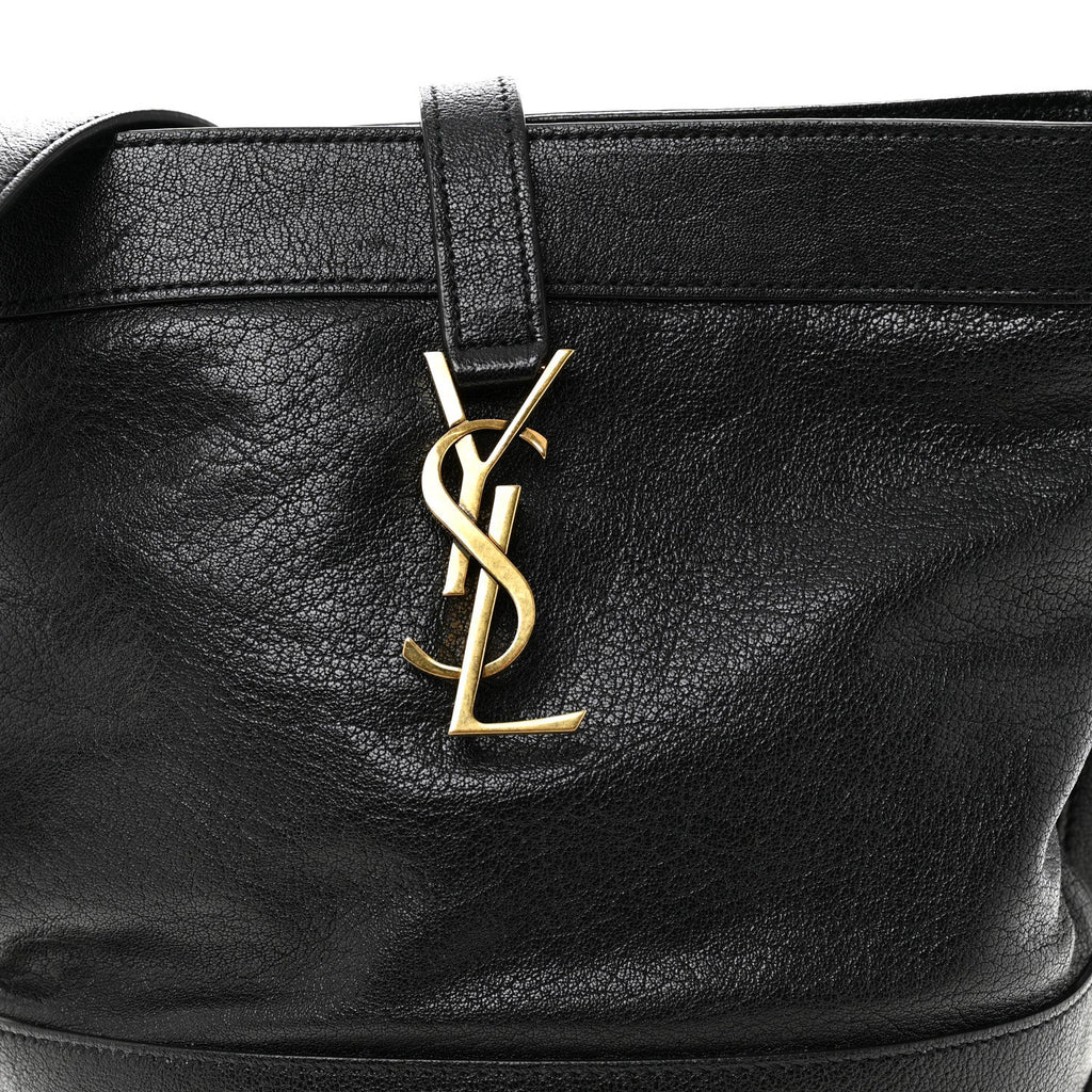 Lambskin Seau Fermoir Bucket Bag Black