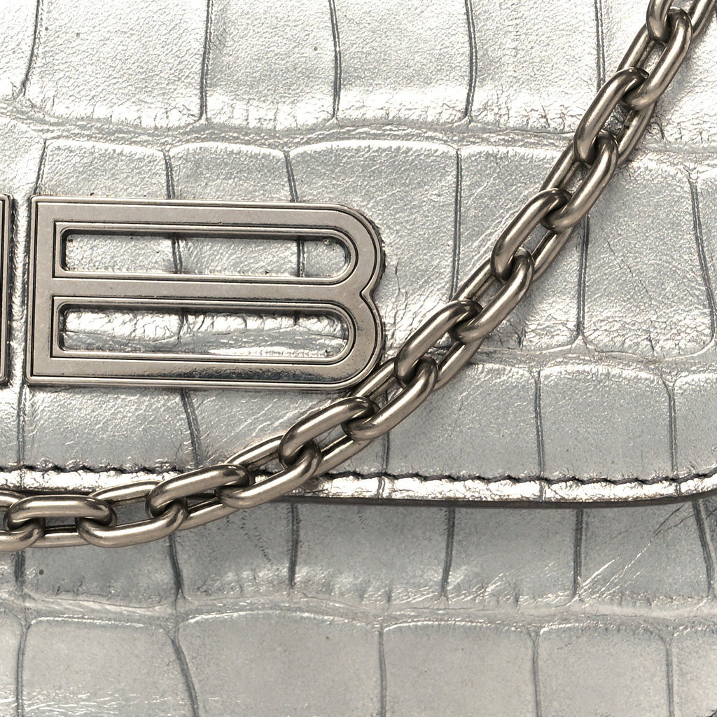Metallic Extra Supple Calfskin Crocodile Embossed Gossip Wallet On Chain Silver