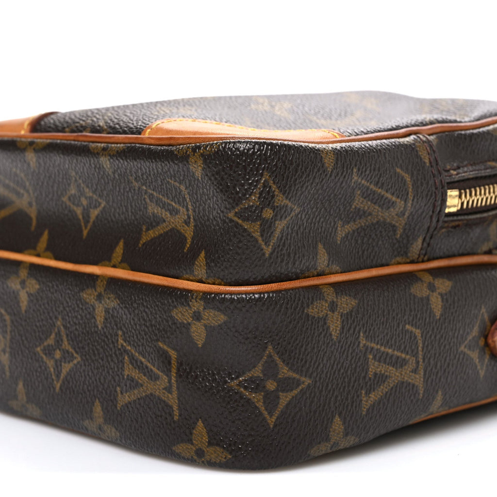 Monogram Amazone