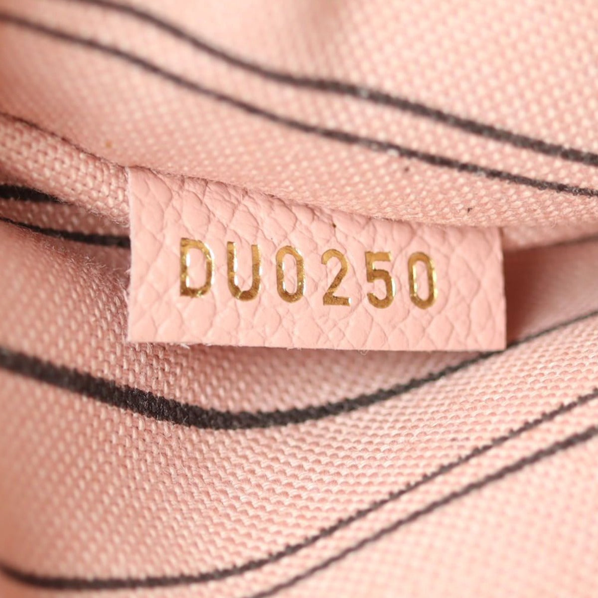 Louis Vuitton Pochette Metis Monogram Empreinte
