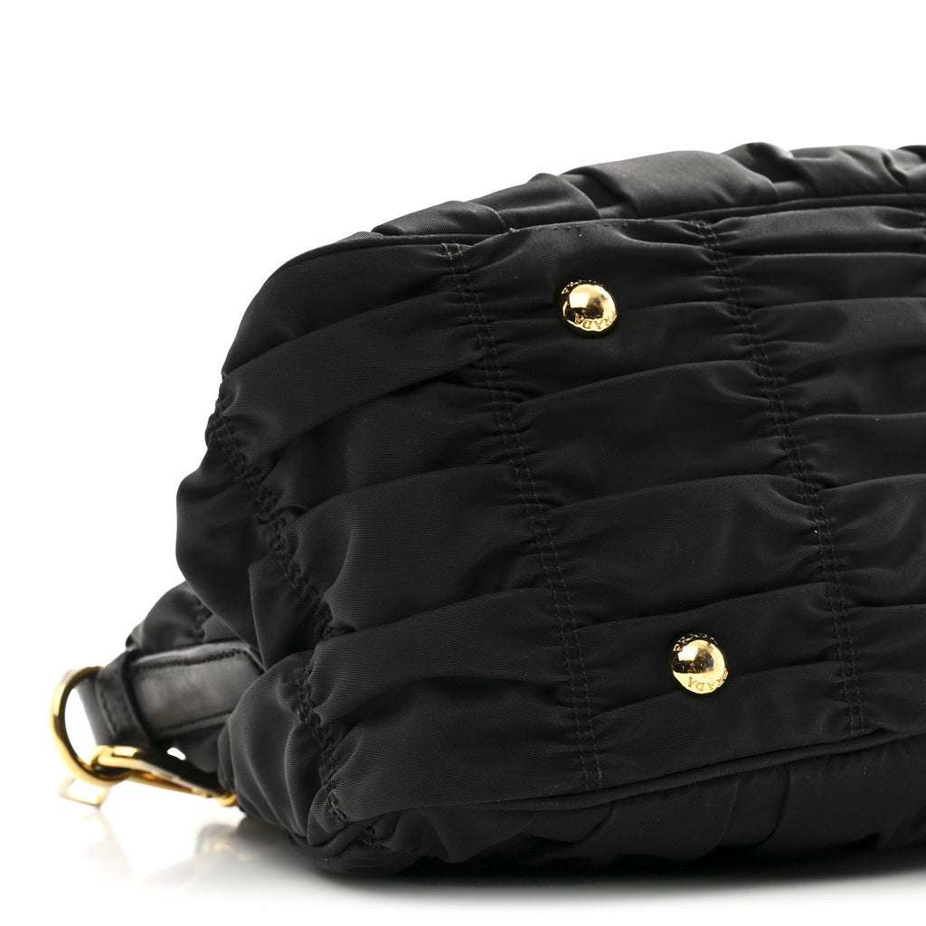 Tessuto Nylon Gaufre Tote Black