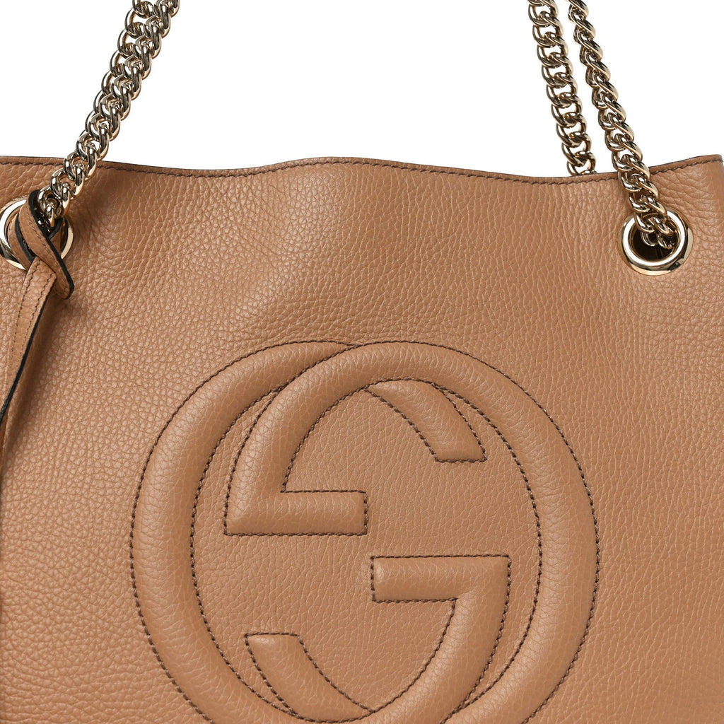 Pebbled Calfskin Medium Soho Chain Shoulder Bag Camelia