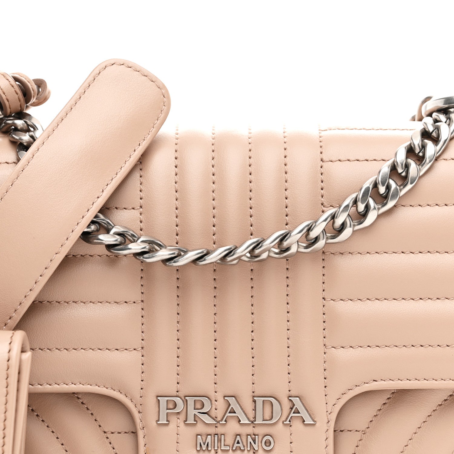 Soft Calfskin Impunture Diagramme Medium Chain Flap Shoulder Bag Cipria