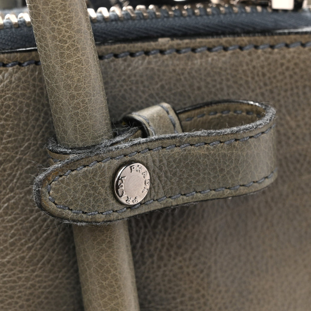Glace Calf Twin Pocket Tote Marine
