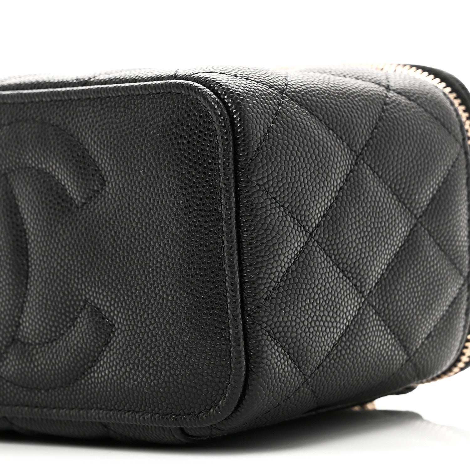 Caviar Quilted Small Vanity Case With Chain Black