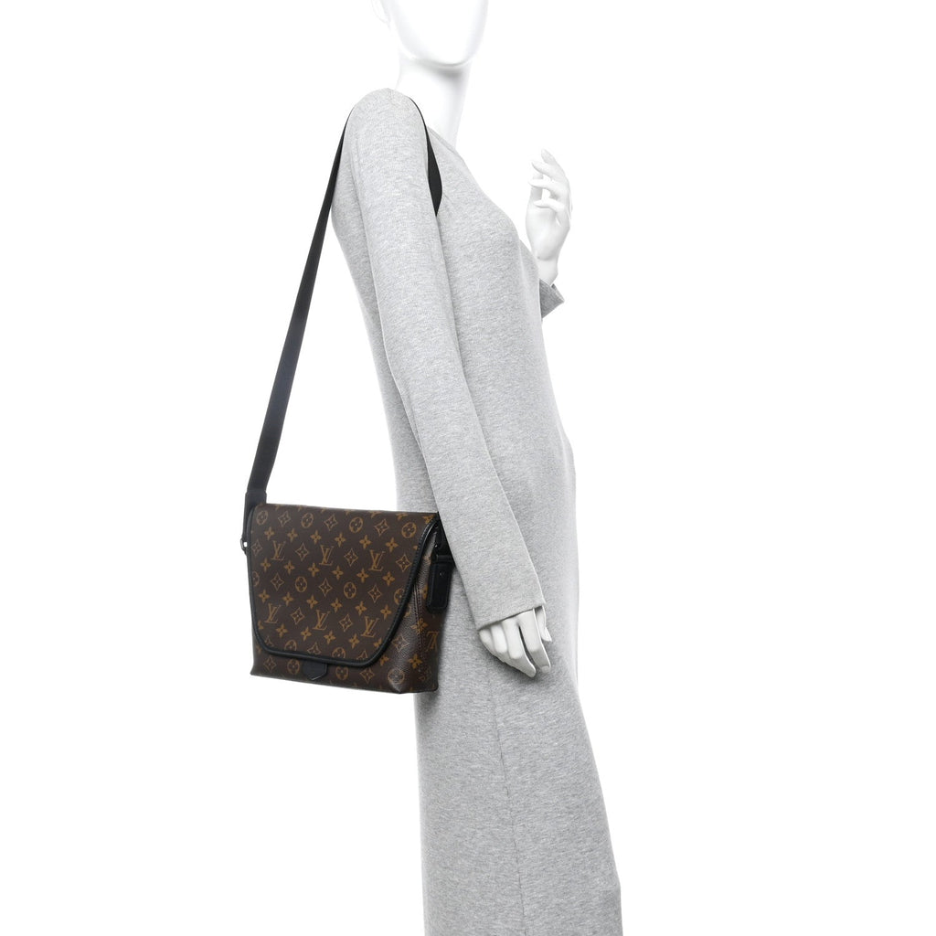Monogram Macassar Magnetic Messenger