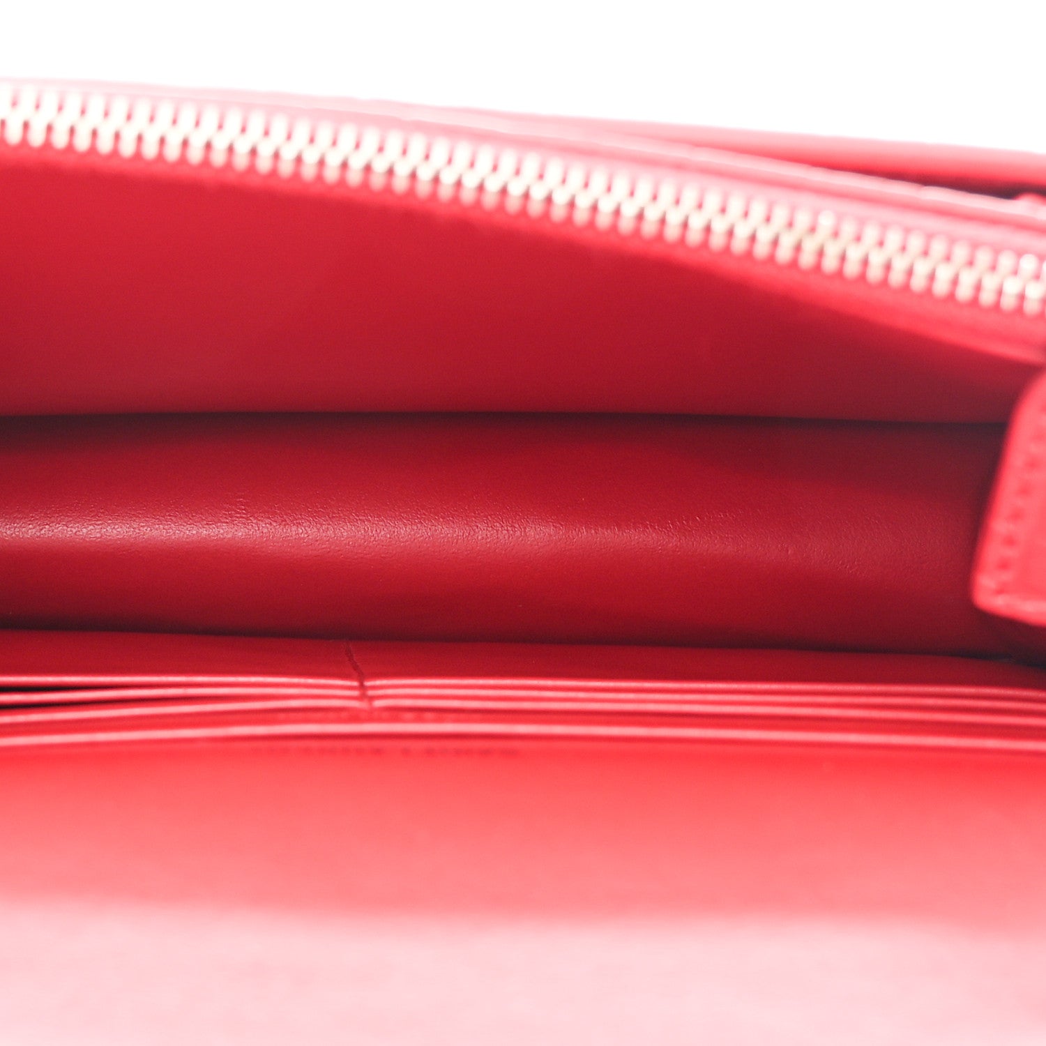 Calfskin Crocodile Embossed Monogram Sunset Chain Wallet Rouge Eros
