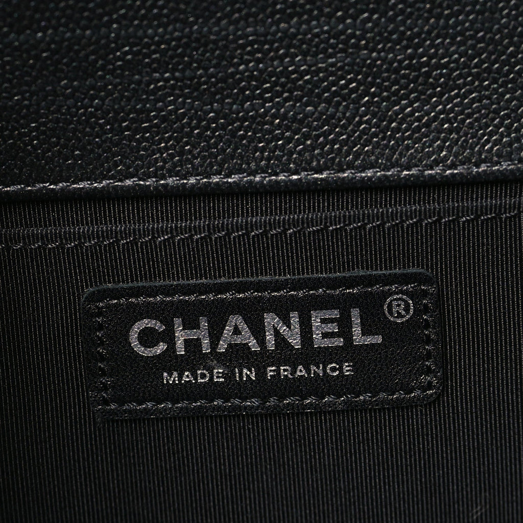 Caviar Quilted Medium Boy Flap So Black