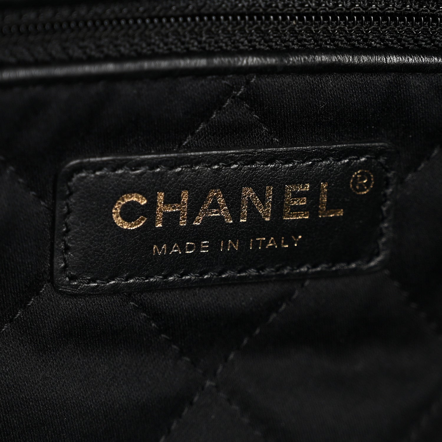 Shiny Calfskin Quilted Small Chanel 22 Black