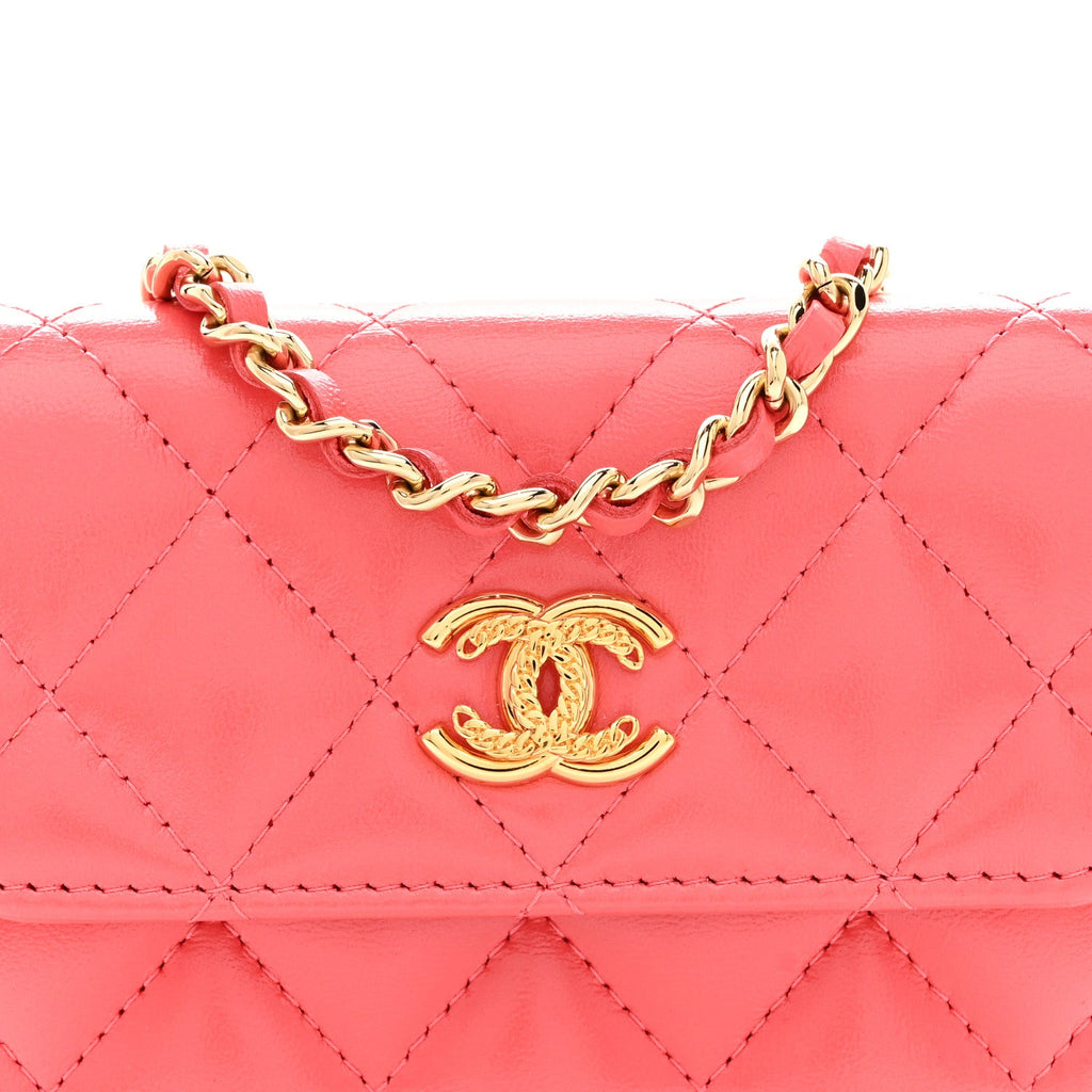 Shiny Lambskin Quilted  Holder On Chain Pink