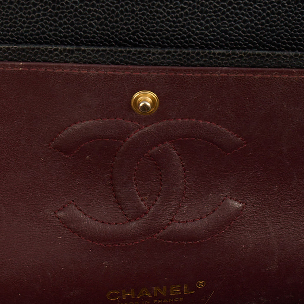 Chanel Shoulder Bag Classic Double Flap - Medium in Black, Leather
