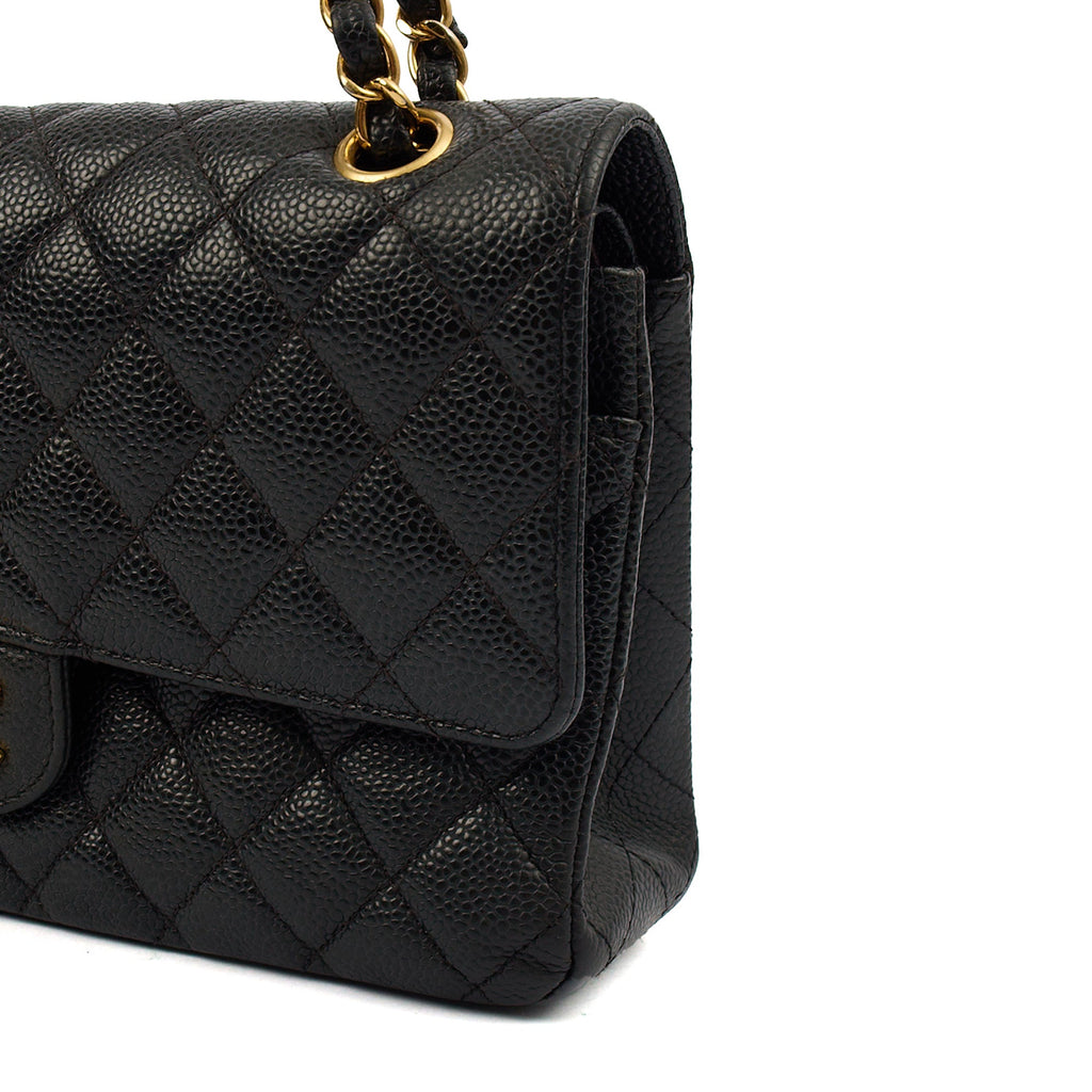 Chanel Shoulder Bag Classic Double Flap - Medium in Black, Leather