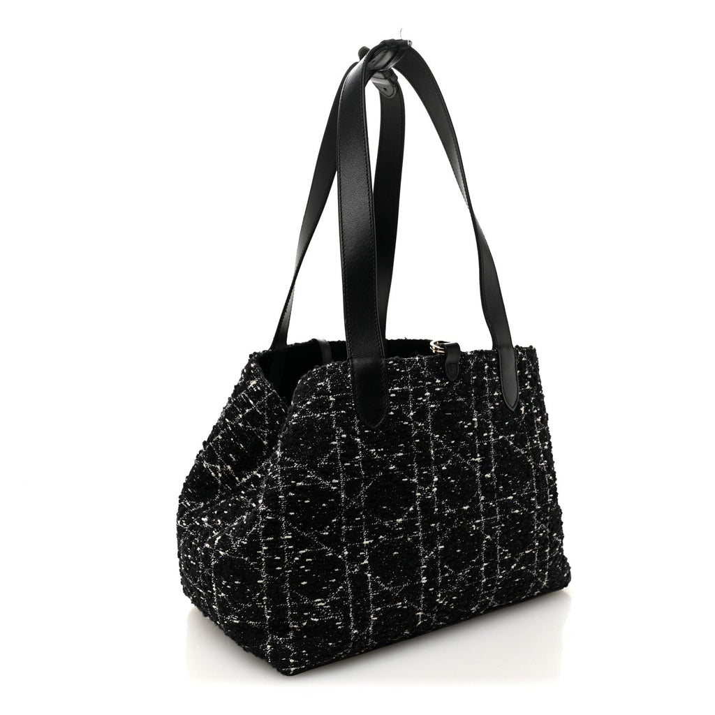 Calfskin Tweed Cannage Medium Toujours  Black White