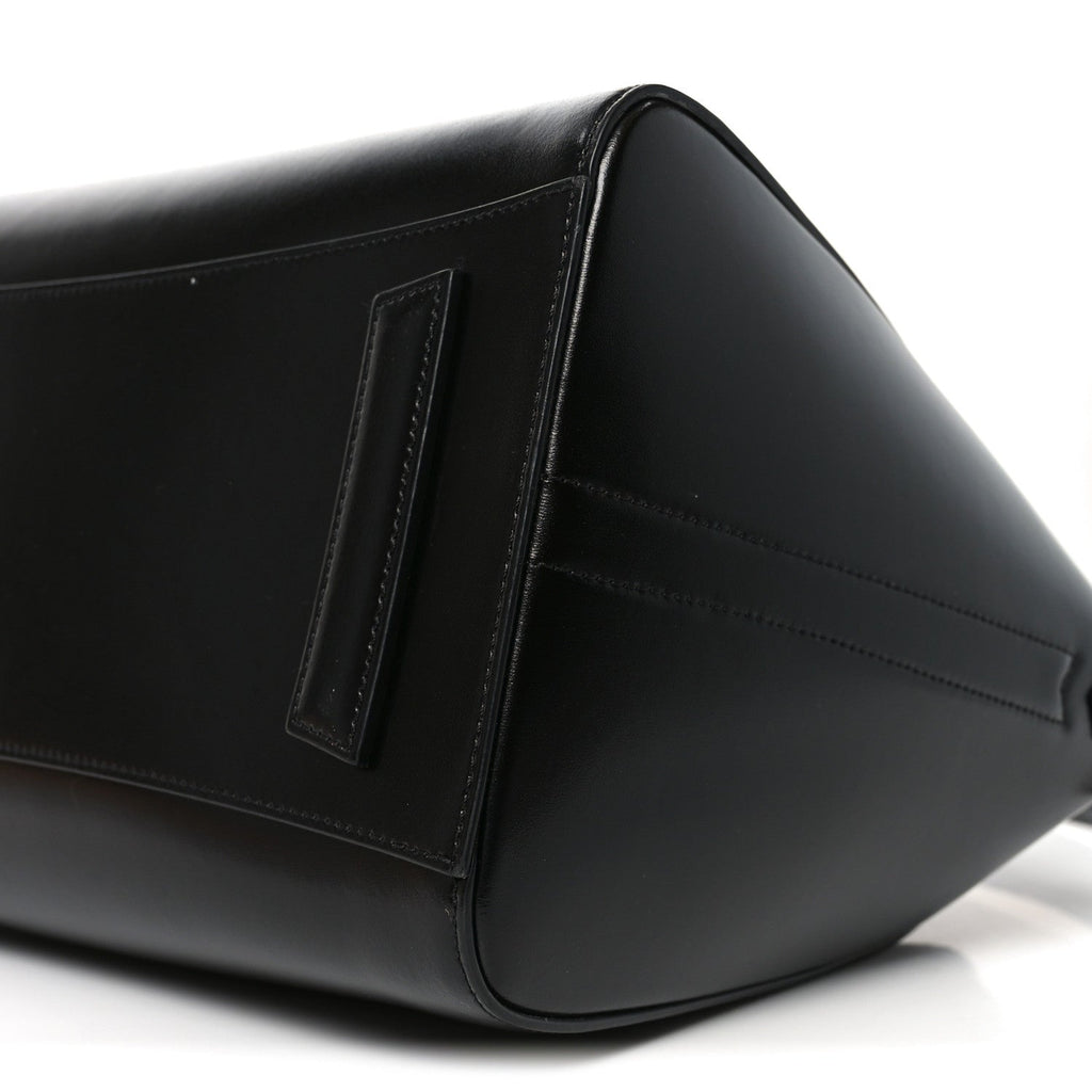 Shiny Lord Calfskin Medium Antigona Black