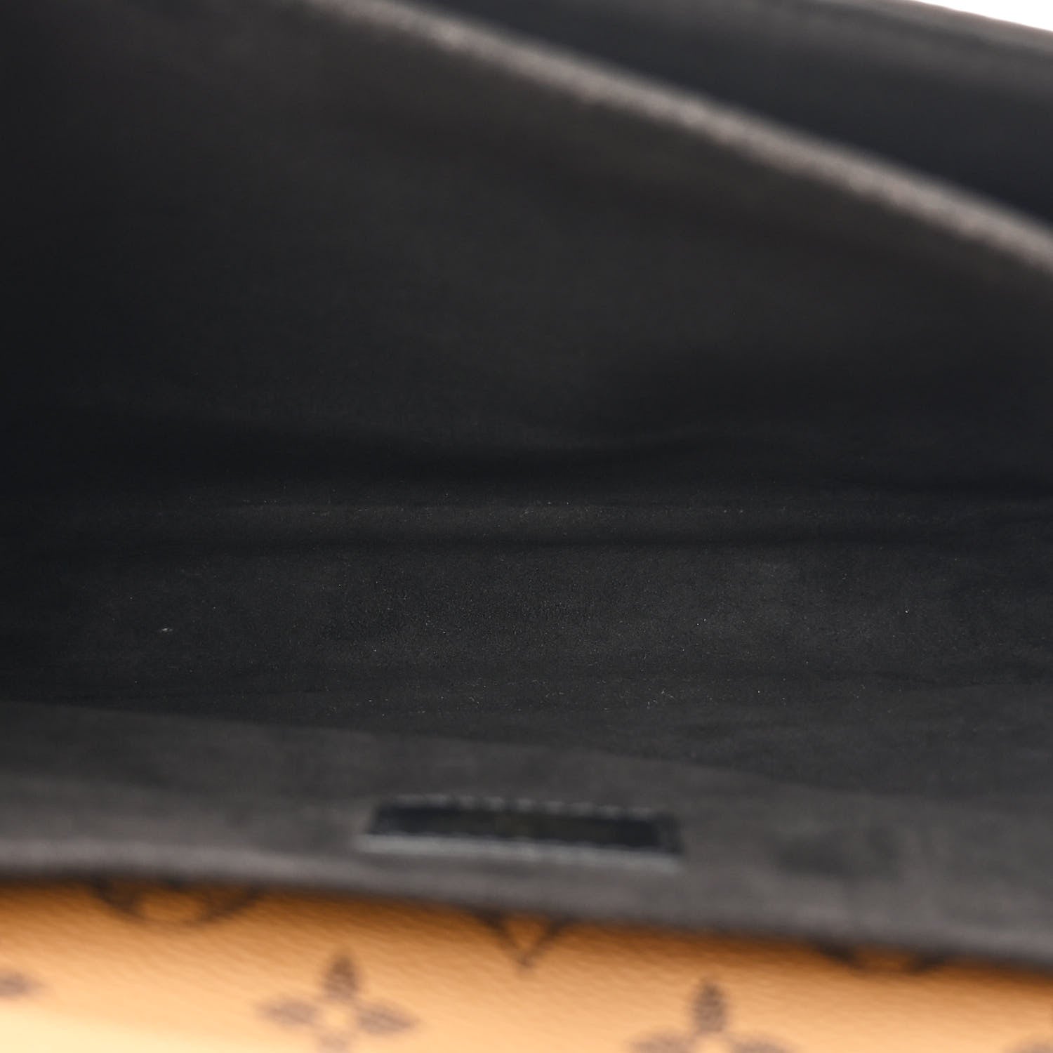 Reverse Monogram Pochette Metis