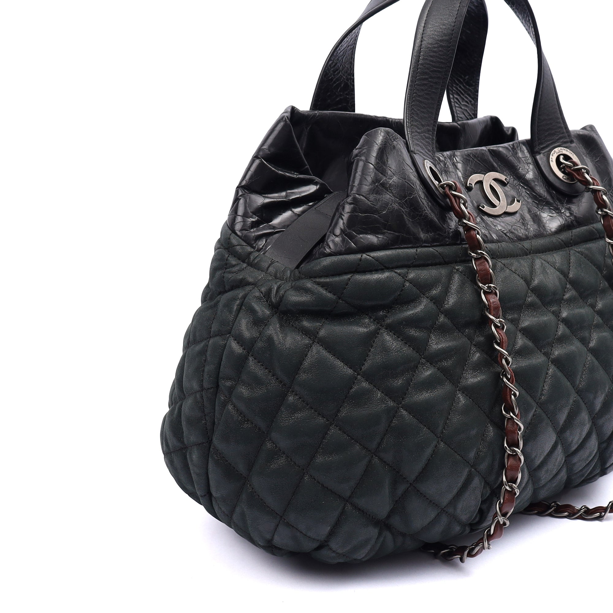 Chanel Shoulder Bag Bubble Tote in Green, Nubuck