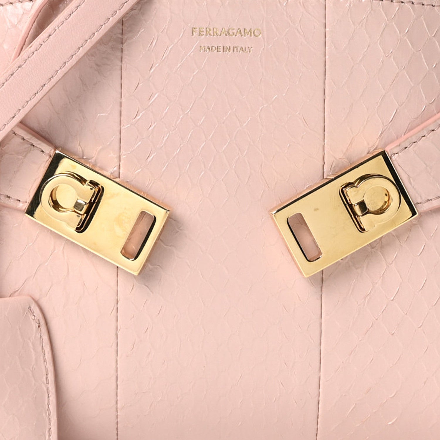 Snakeskin XS Hug Bag Rose Bon Bon
