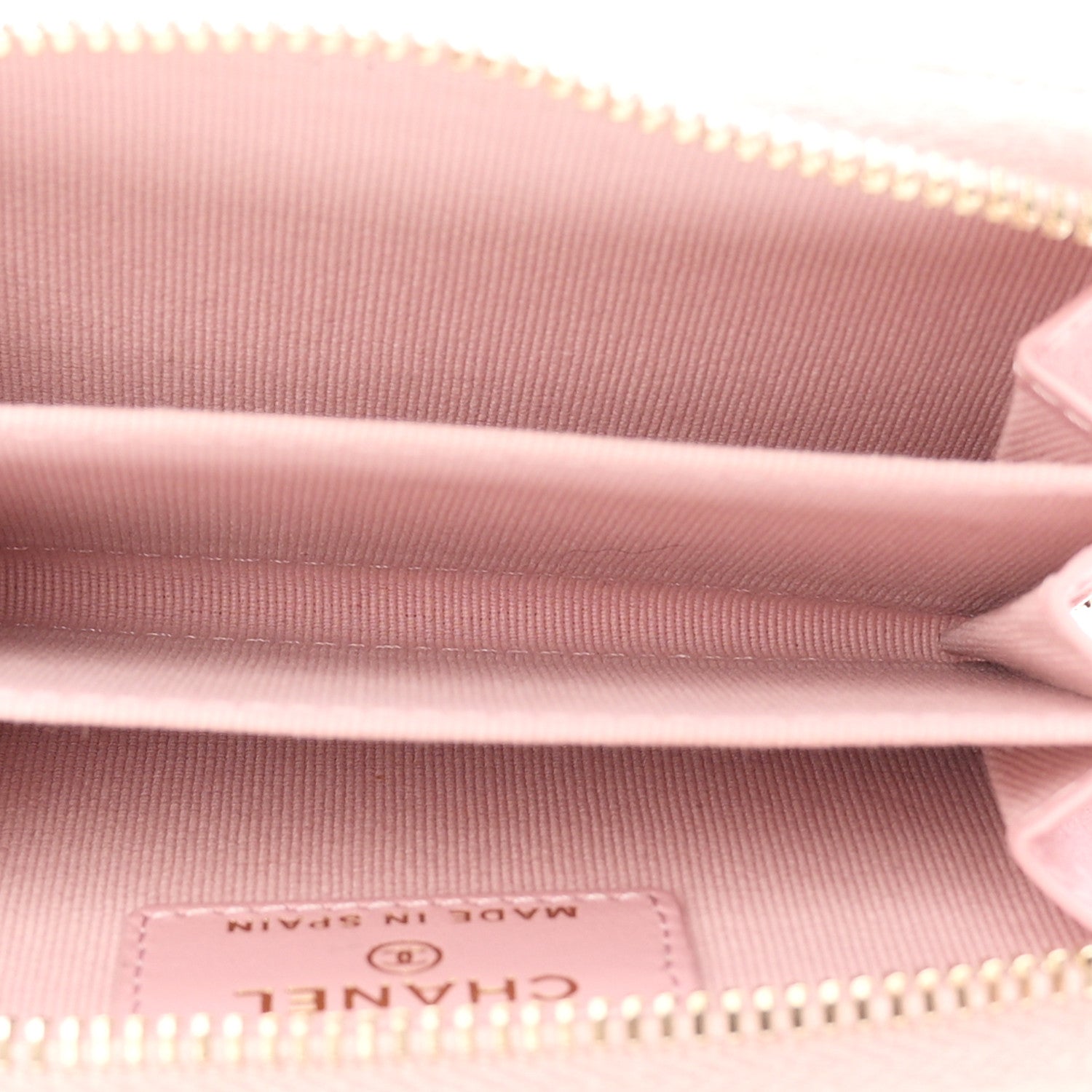 Caviar Quilted Zip Coin Purse Pink