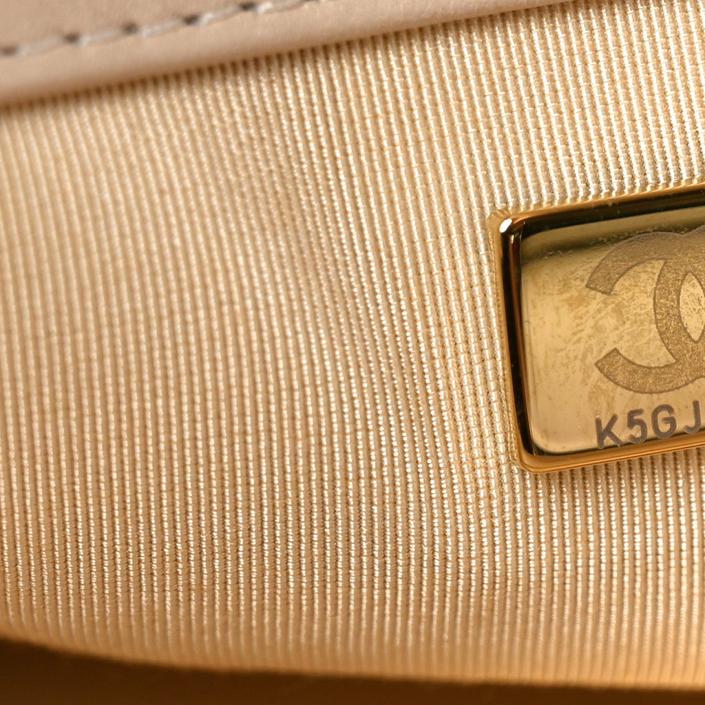 Lambskin Quilted Maxi Chanel 19 Flap Beige