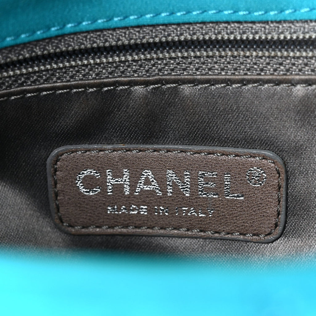 Nylon Bubble Quilt Medium Flap Turquoise