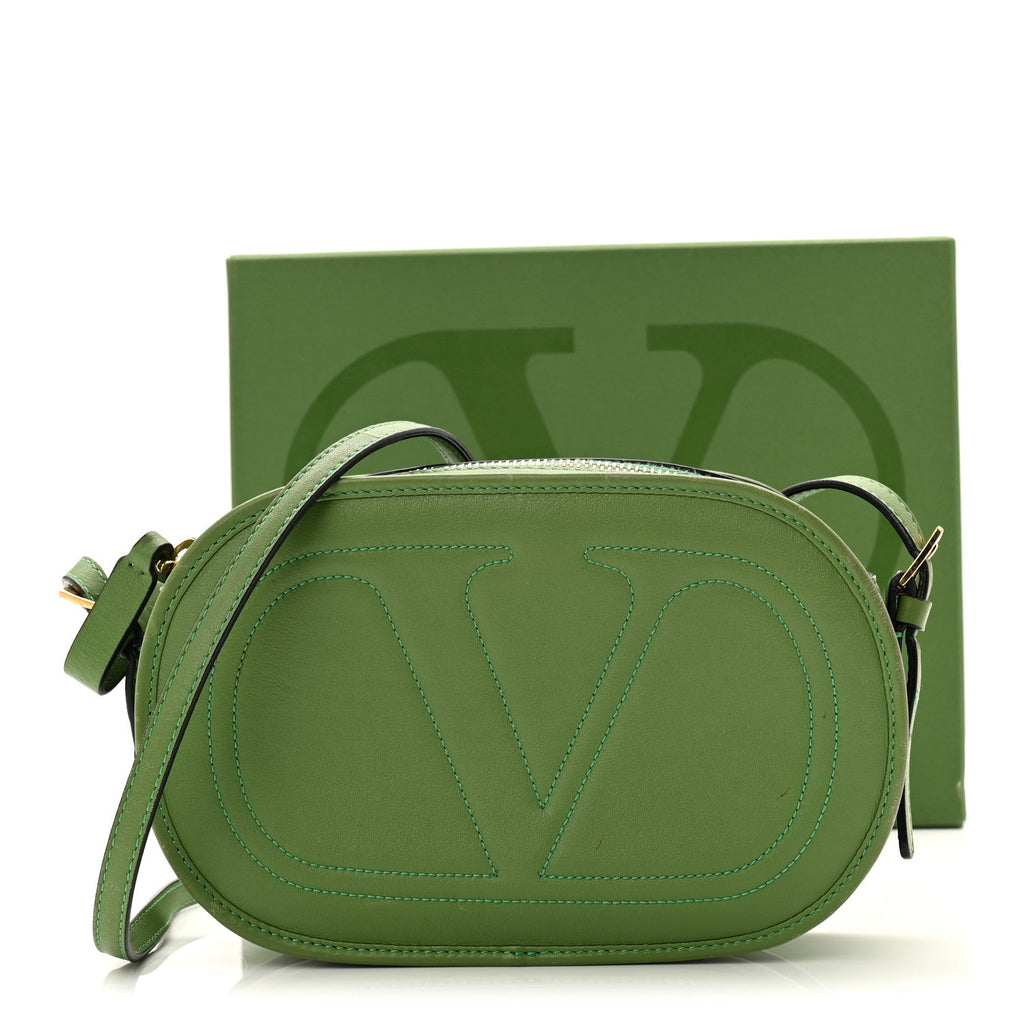 Vitello Small Logo Go Crossbody Bag Clover