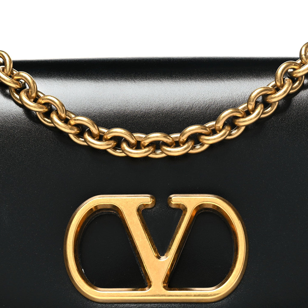 Shiny Calfskin Vain Shoulder Bag Black