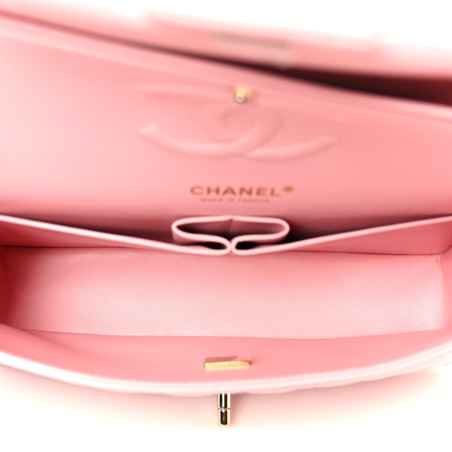 Caviar Quilted Medium Double Flap Light Pink