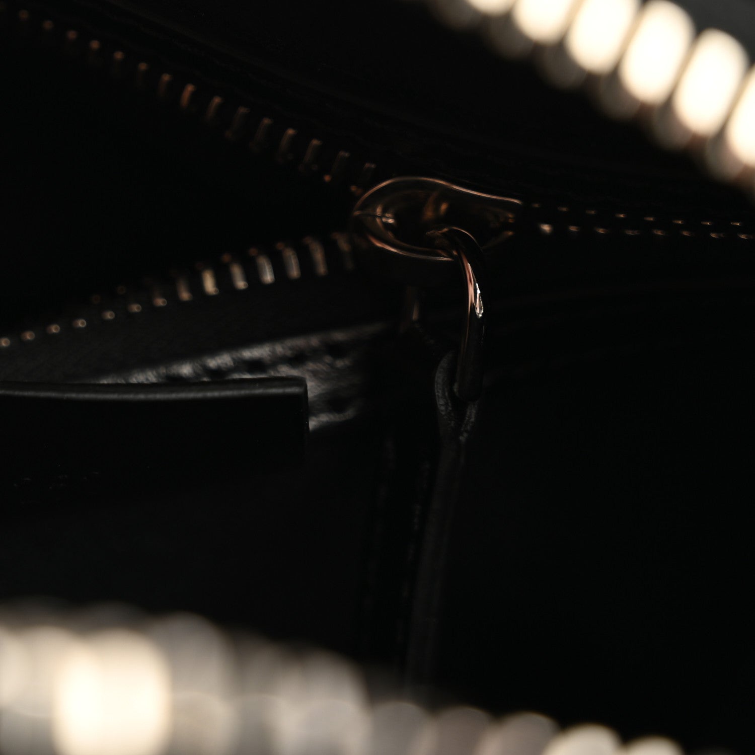Shiny Lord Calfskin Mini Antigona Black